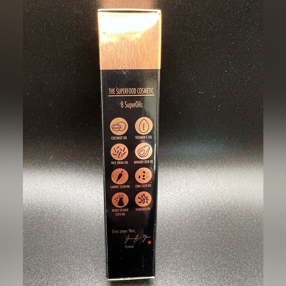 Yensa Super 8 Lip Oil in Pink Shine - Picture 2 of 13